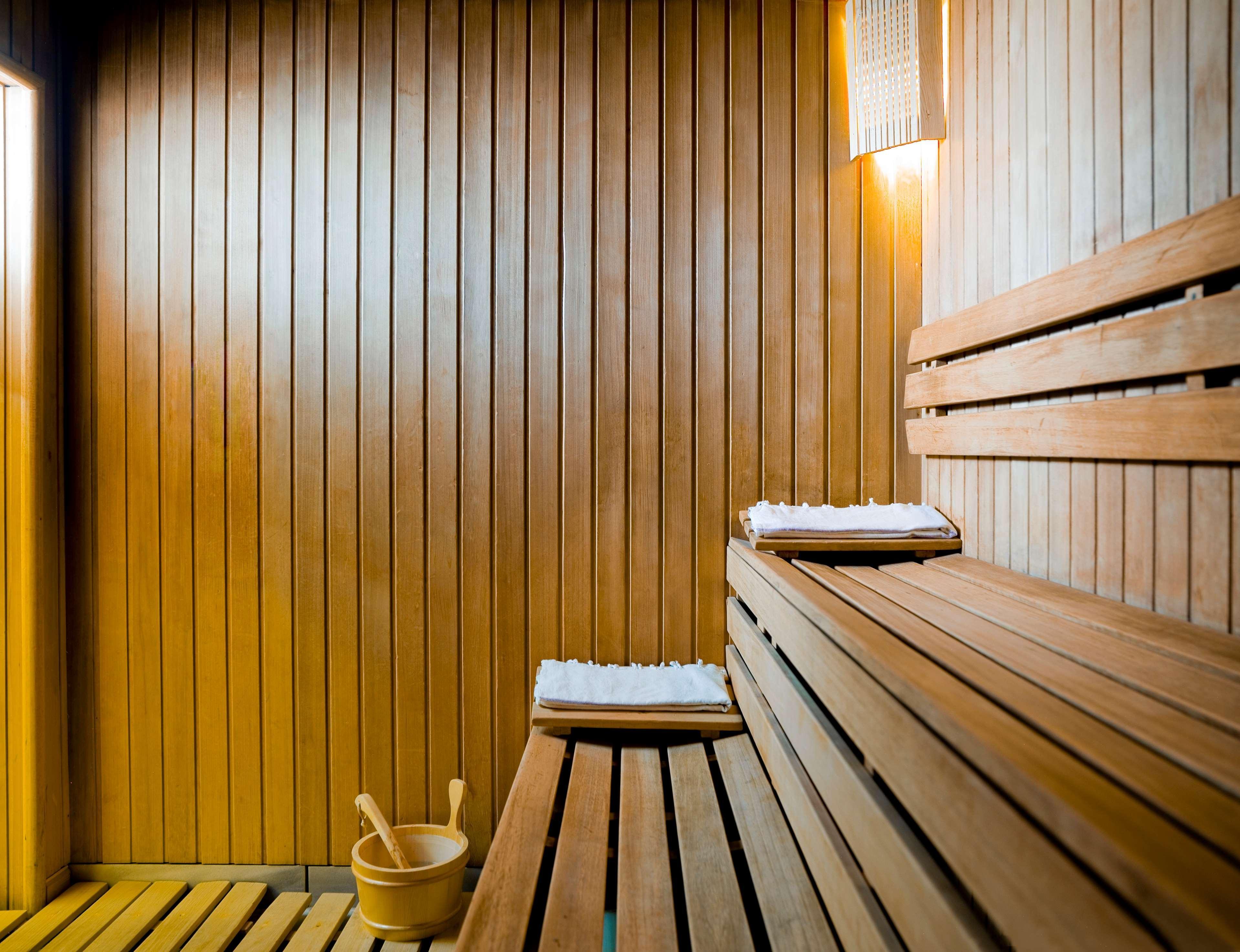 Grand Hyatt Istanbul Hotel Exterior photo A Finnish sauna