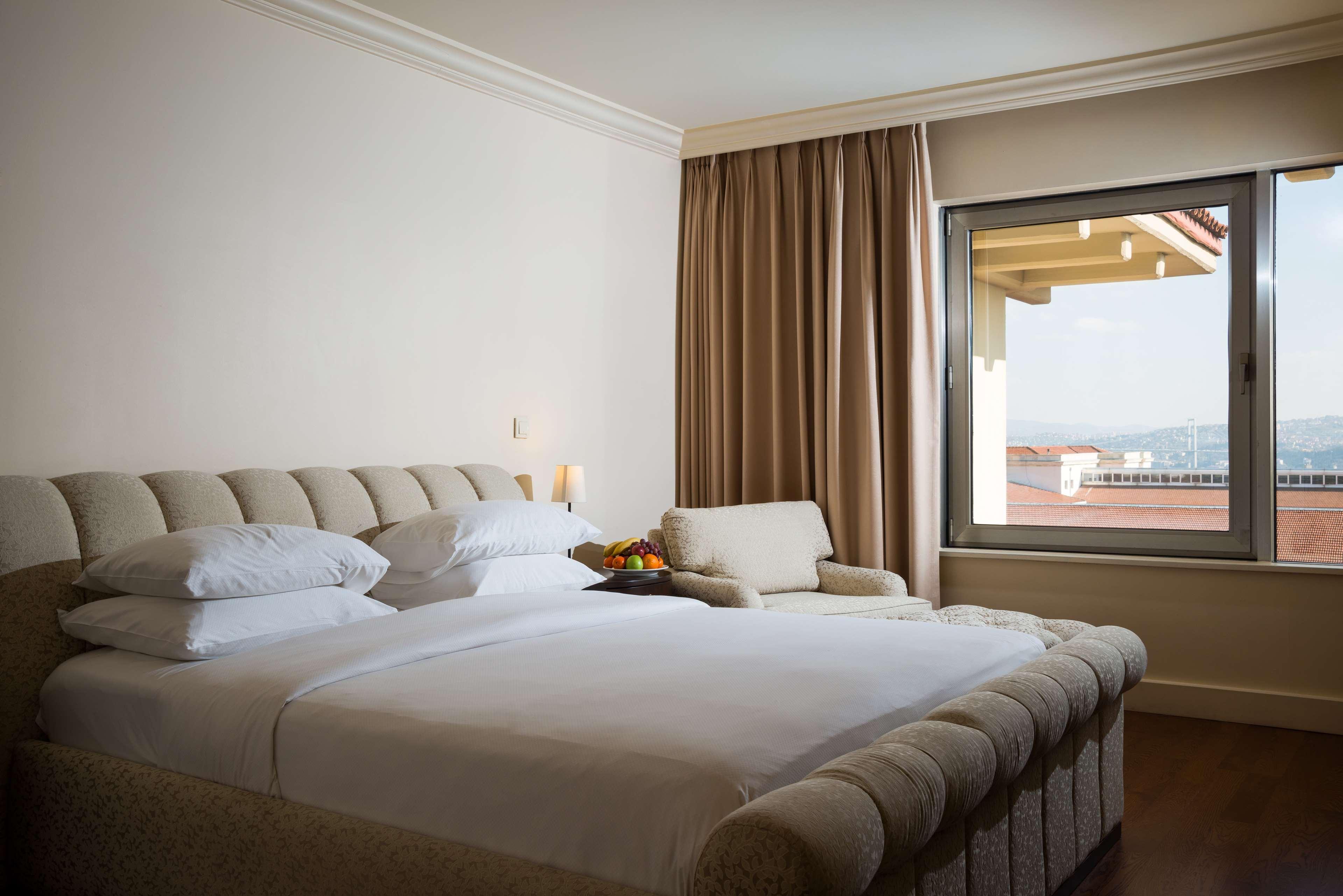 Grand Hyatt Istanbul Hotel Exterior photo A bedroom at the hotel