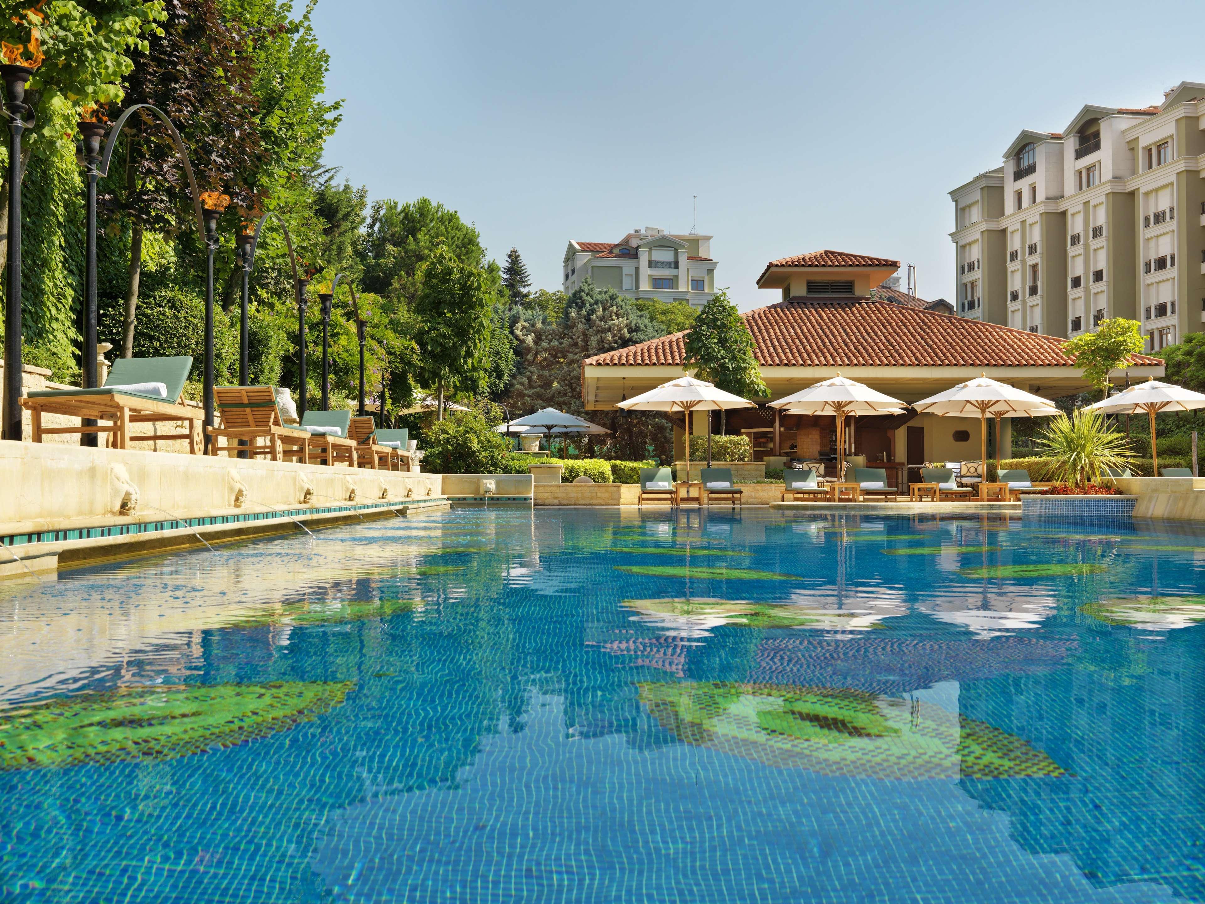 Grand Hyatt Istanbul Hotel Exterior photo The swimming pool at the hotel